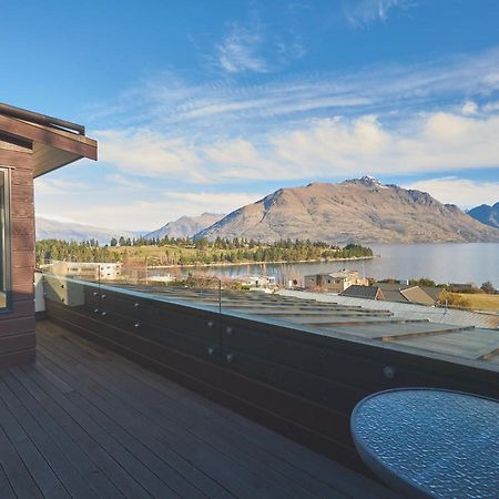 Ridge View Apartment - Queenstown Apartment エクステリア 写真